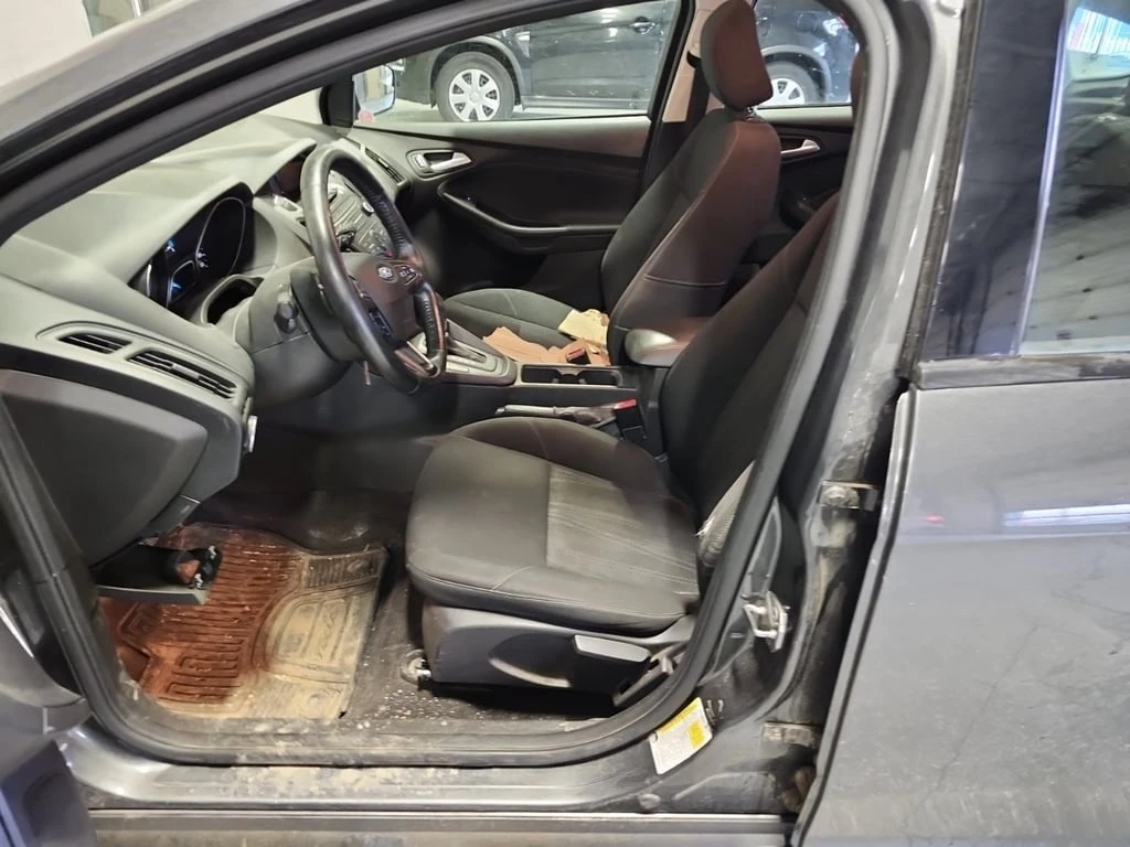 Ford Focus * SE * CARFAX * БЕЗ ПЪРВОНАЧАЛНА ВНОСКА - изображение 5