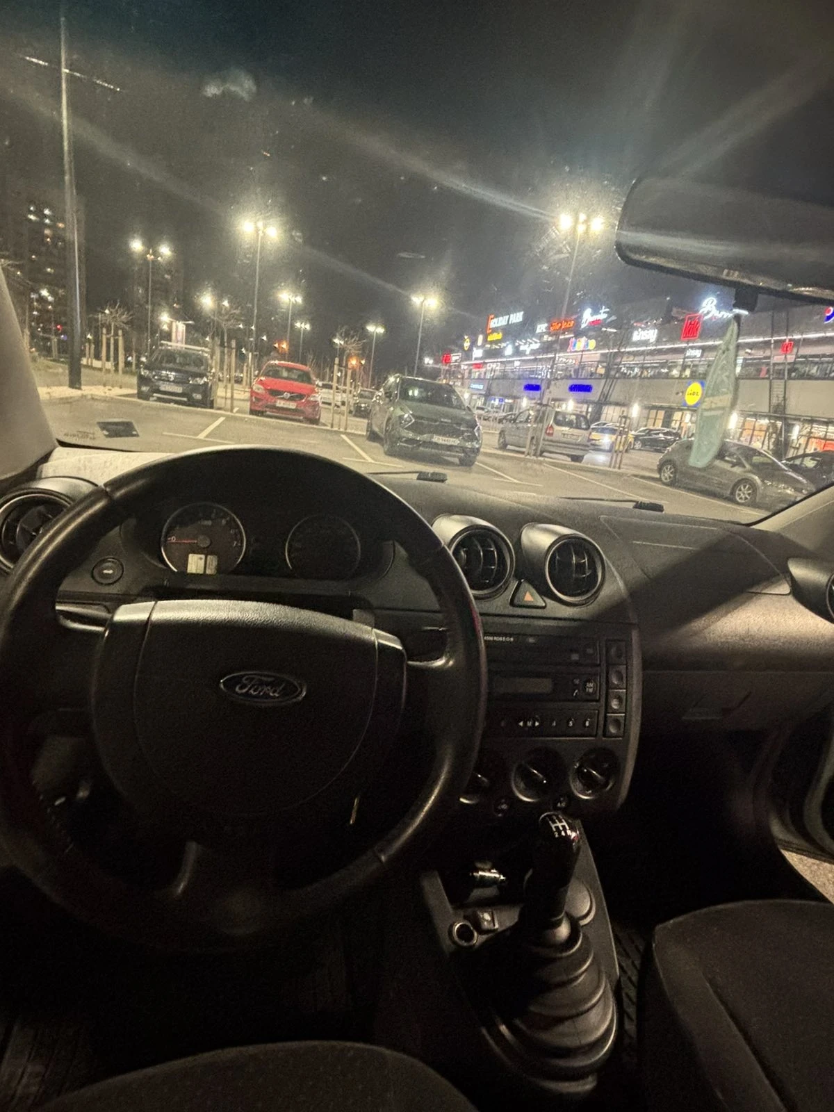 Ford Fiesta, снимка 11 - Автомобили и джипове - 54089080