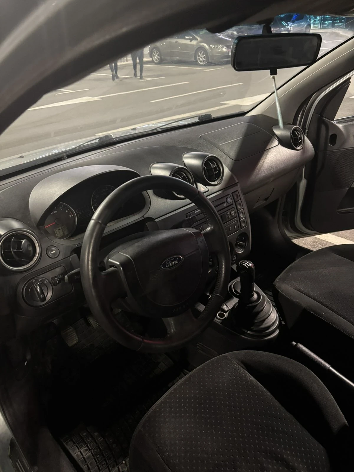 Ford Fiesta, снимка 3 - Автомобили и джипове - 54089080