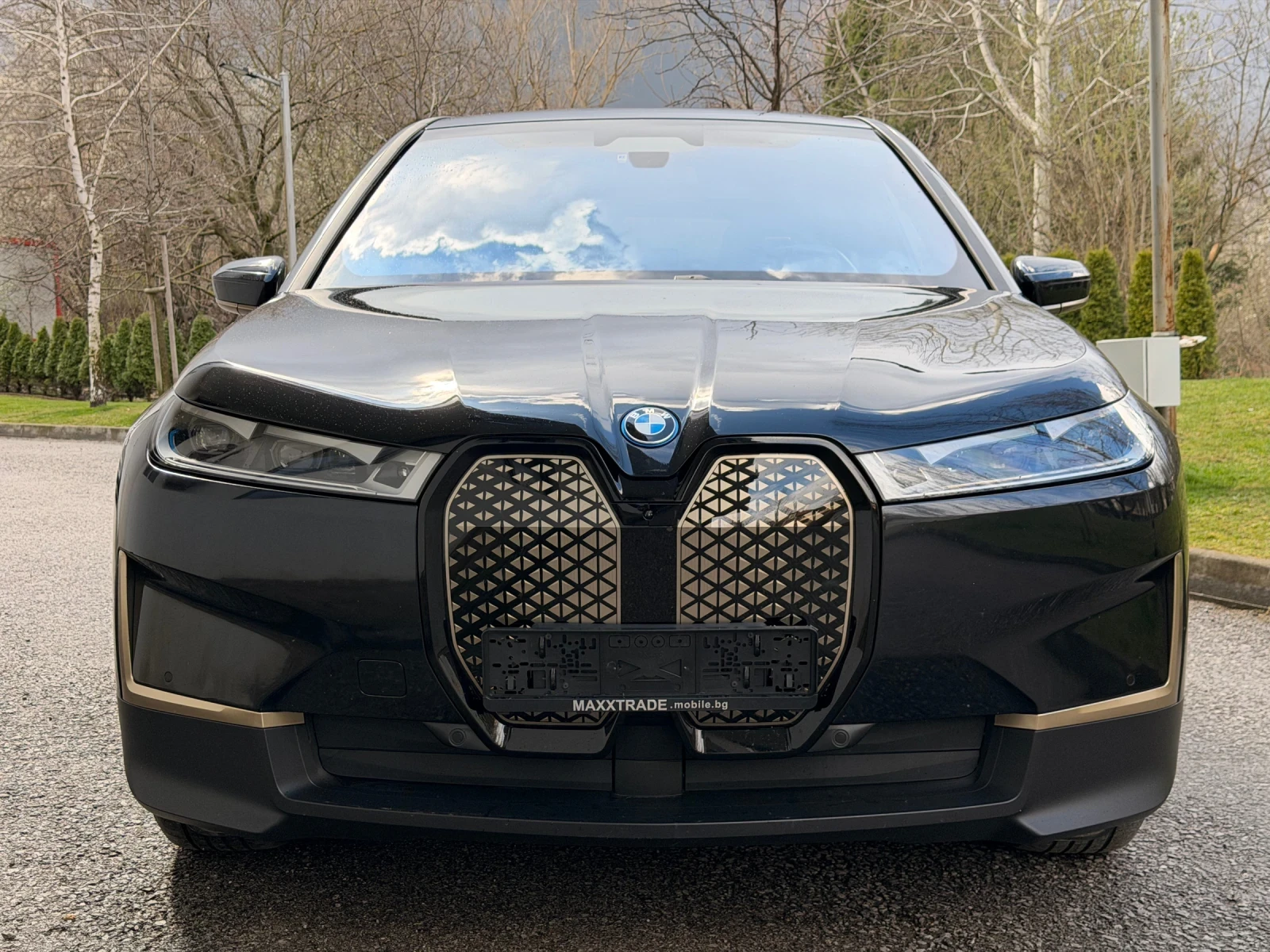 BMW iX 50 / X-DRIVE / ВЪЗДУХ , снимка 2 - Автомобили и джипове - 54091335
