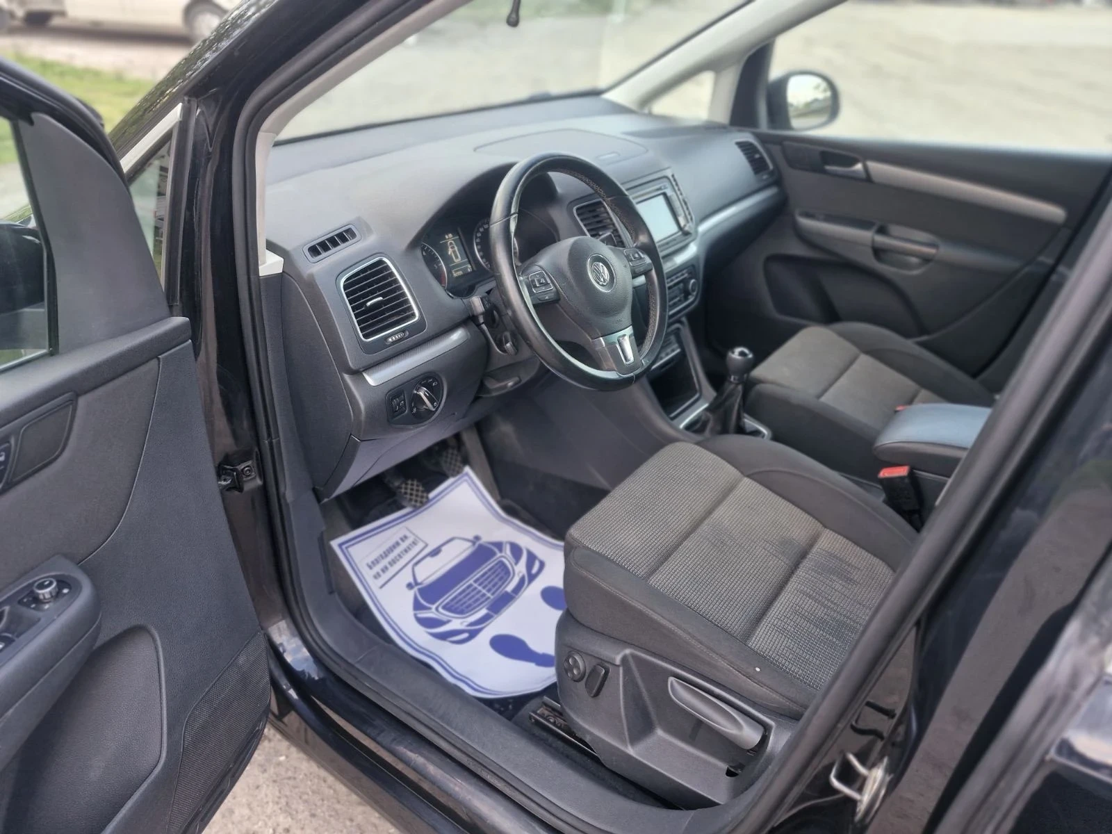 VW Sharan HIGHLINE 7 МЕСТА, снимка 8 - Автомобили и джипове - 54240168