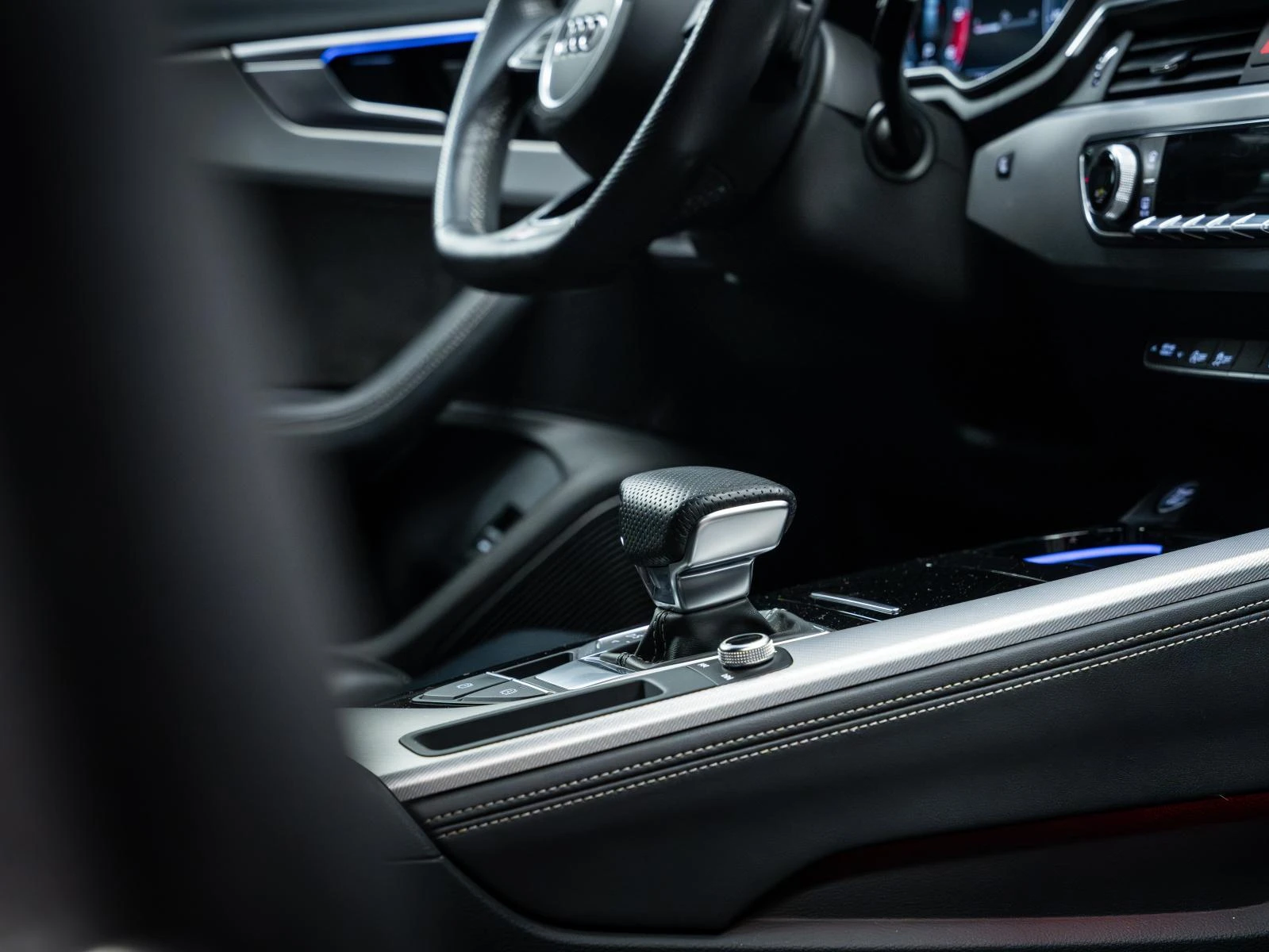 Audi A4 AVANT* QUATTRO* S-LINE* MASSAGE* B&O* NAVI* MEMORY | Mobile.bg � ����������� 15