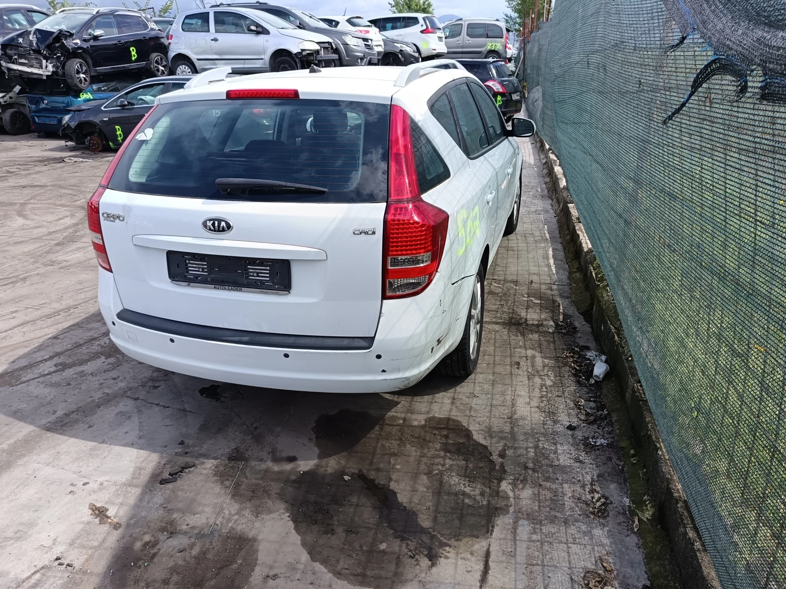 Kia Ceed 1.6CRDI D4FB, снимка 4 - Автомобили и джипове - 54701132