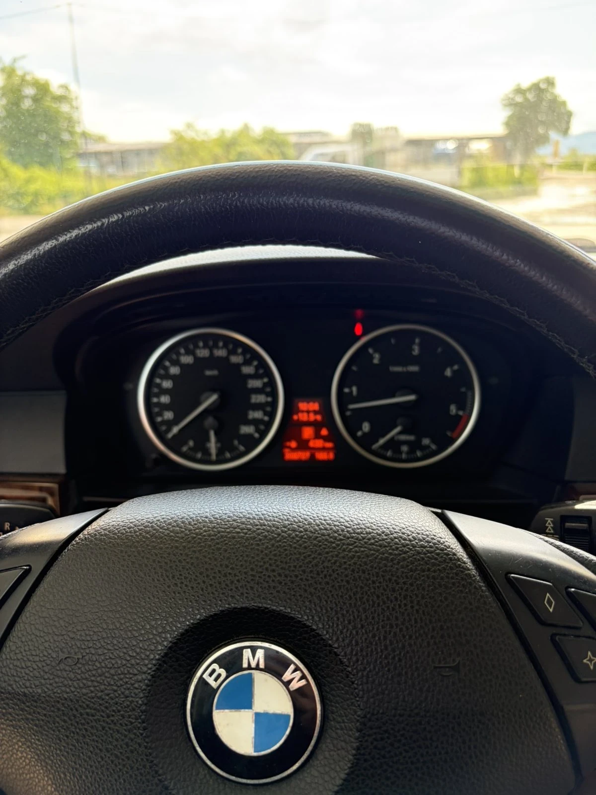 BMW 525, снимка 8 - Автомобили и джипове - 54767644