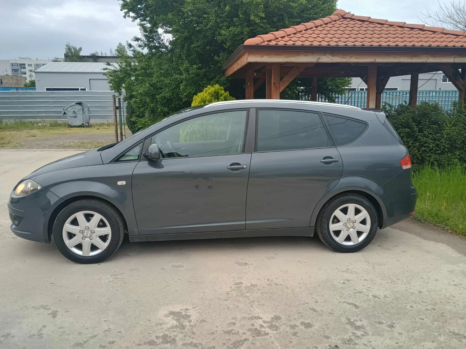 Seat Altea 1.9 105ks, снимка 2 - Автомобили и джипове - 54811783