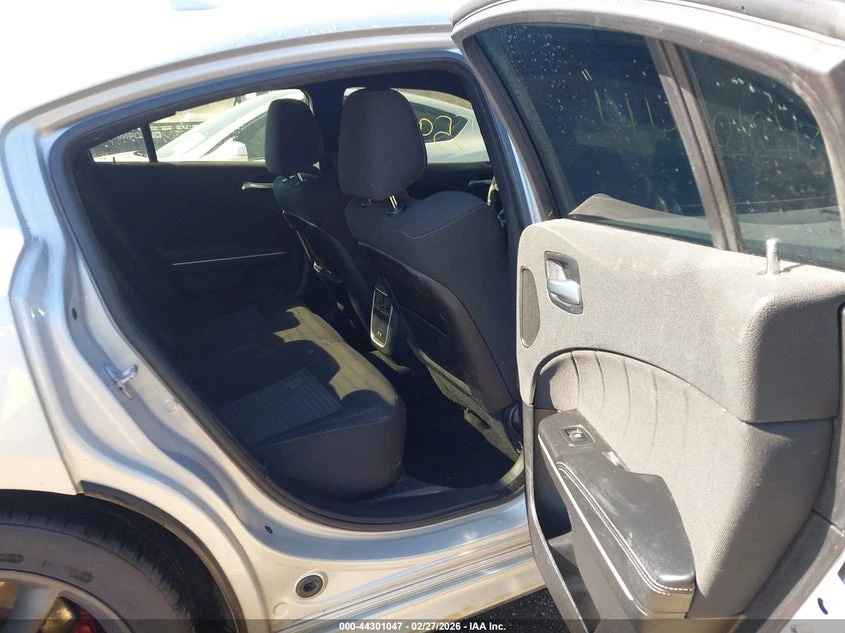 Dodge Charger 5.7l R/T Rwd, снимка 8 - Автомобили и джипове - 55126993