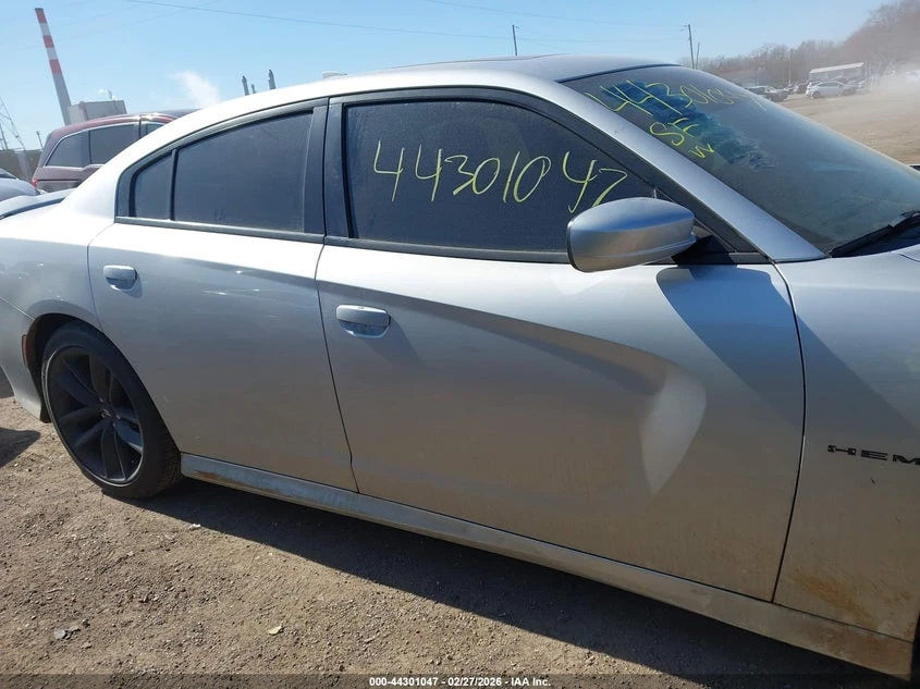 Dodge Charger 5.7l R/T Rwd, снимка 13 - Автомобили и джипове - 55126993