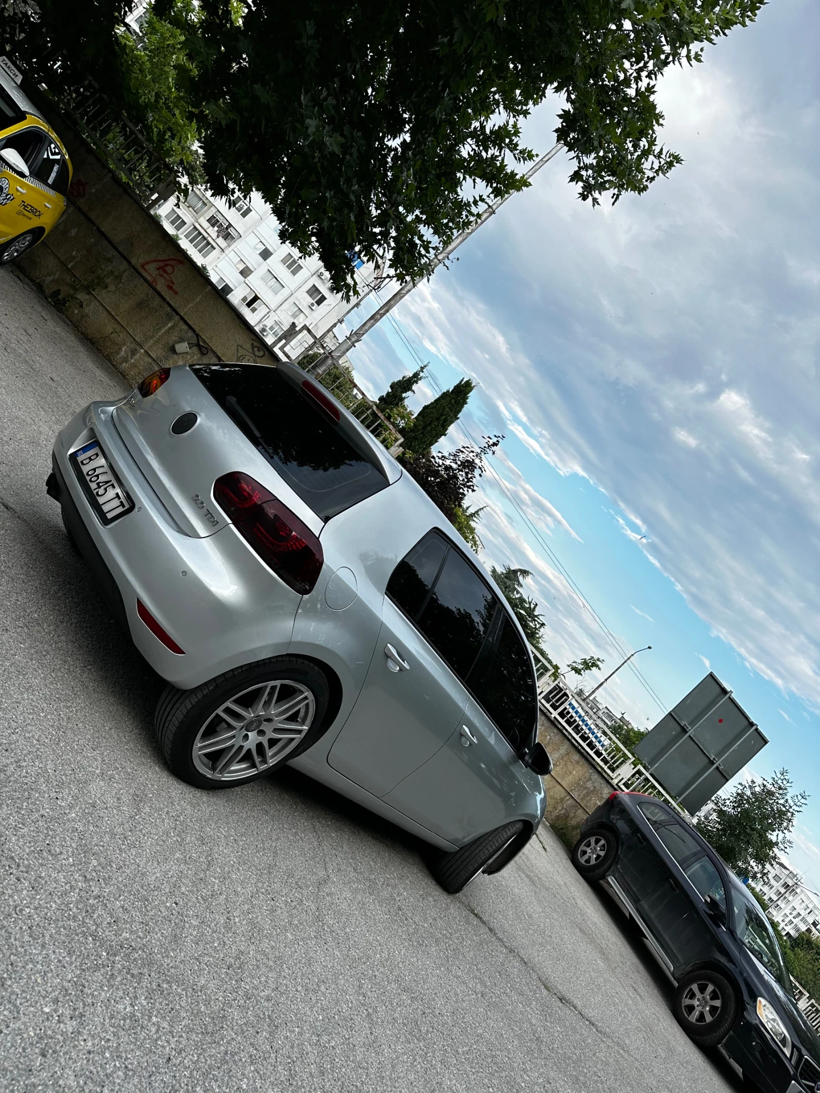 VW Golf, снимка 2 - Автомобили и джипове - 55204562