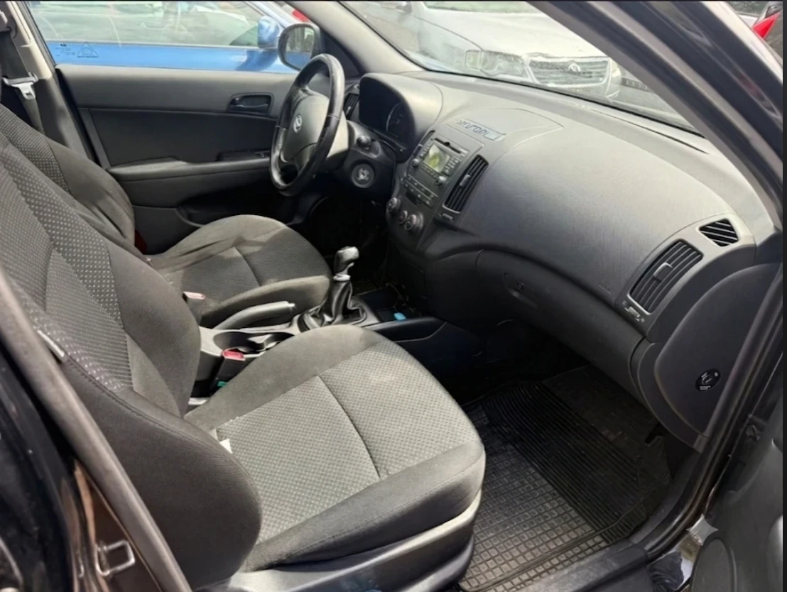 Hyundai I30 1.6 crdi 90HP/FACELIFT/GERMANY, снимка 4 - Автомобили и джипове - 55278895