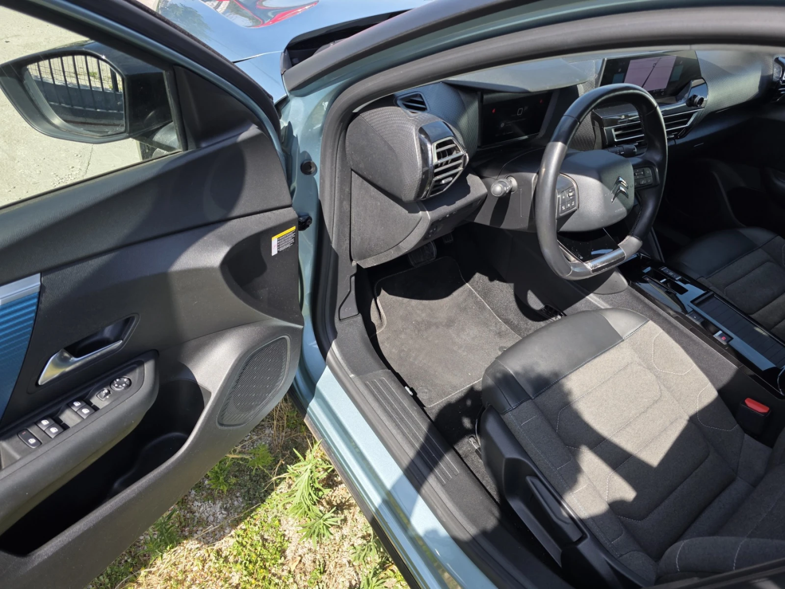 Citroen C4 e-C4 50 kWh Навигация| Камера| 360, снимка 10 - Автомобили и джипове - 55299899