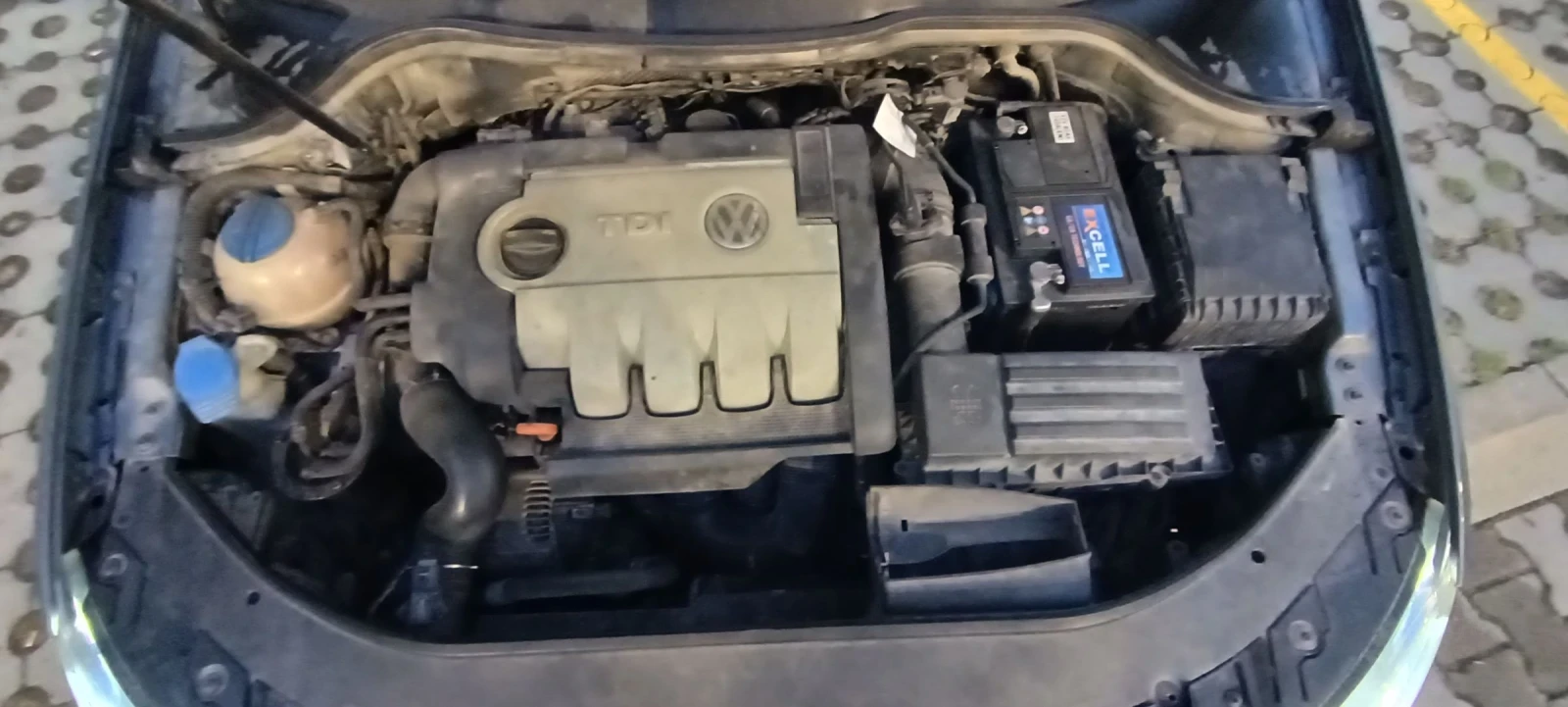 VW Passat B6 1.9 tdi 105, снимка 11 - Автомобили и джипове - 55304613