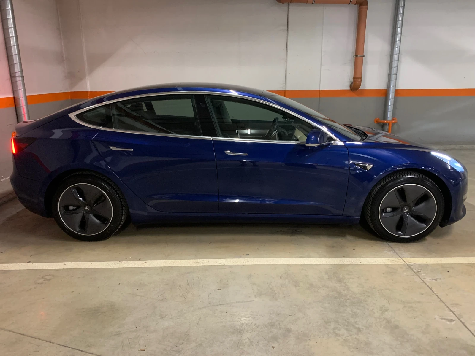 Tesla Model 3 AWD.DUAL MOTOR.ЕВРОПЕЙСКА, снимка 3 - Автомобили и джипове - 55310652