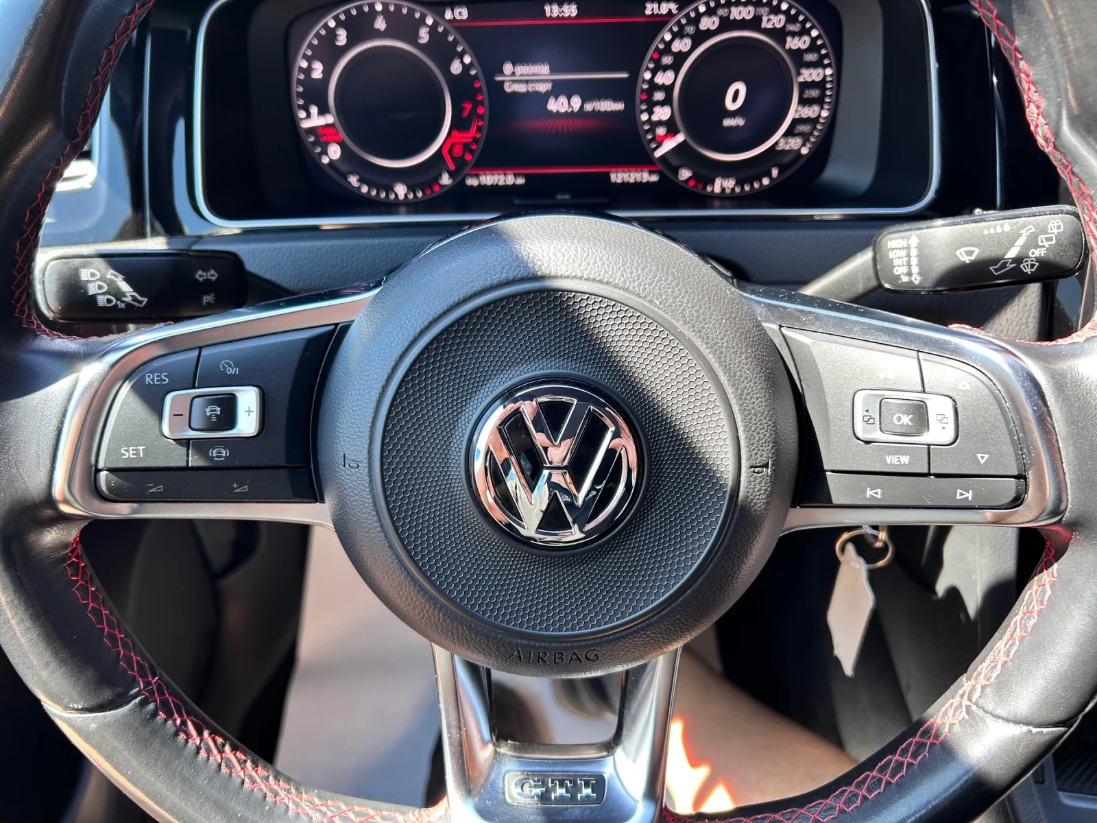 VW Golf GTI Performance 245к.с, снимка 10 - Автомобили и джипове - 55698366