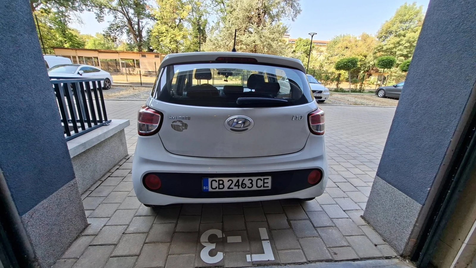 Hyundai I10, снимка 4 - Автомобили и джипове - 55775282