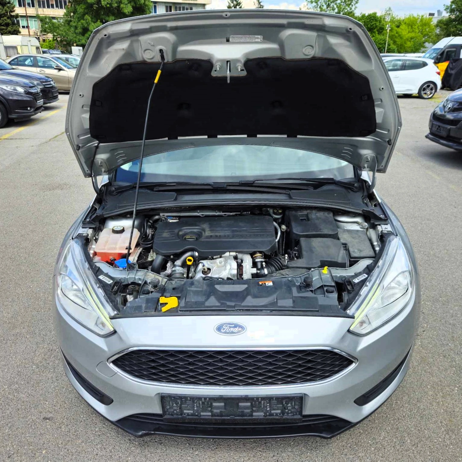 Ford Focus 1.5tdci , снимка 9 - Автомобили и джипове - 55974547