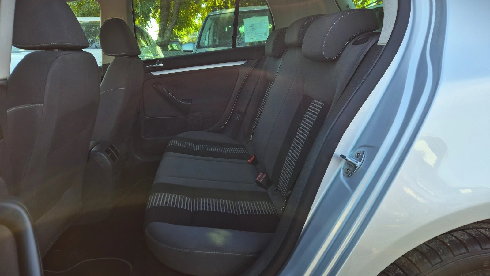 VW Golf  1.9 / 105к.с.  UNITED, снимка 10 - Автомобили и джипове - 56211721