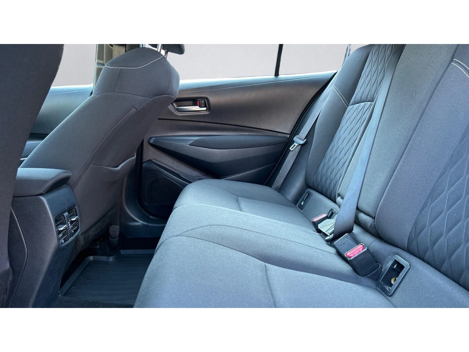 Toyota Corolla Месечна вноска от 210  , снимка 15 - Автомобили и джипове - 56657775