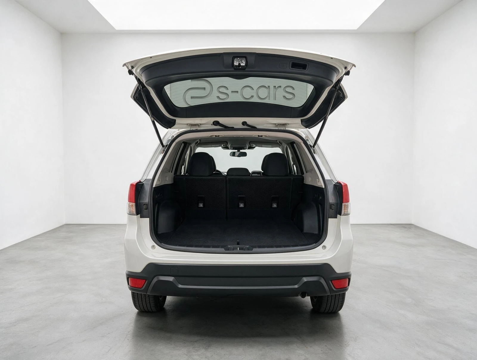 Subaru Forester PLUS 2.5 , снимка 7 - Автомобили и джипове - 56682581