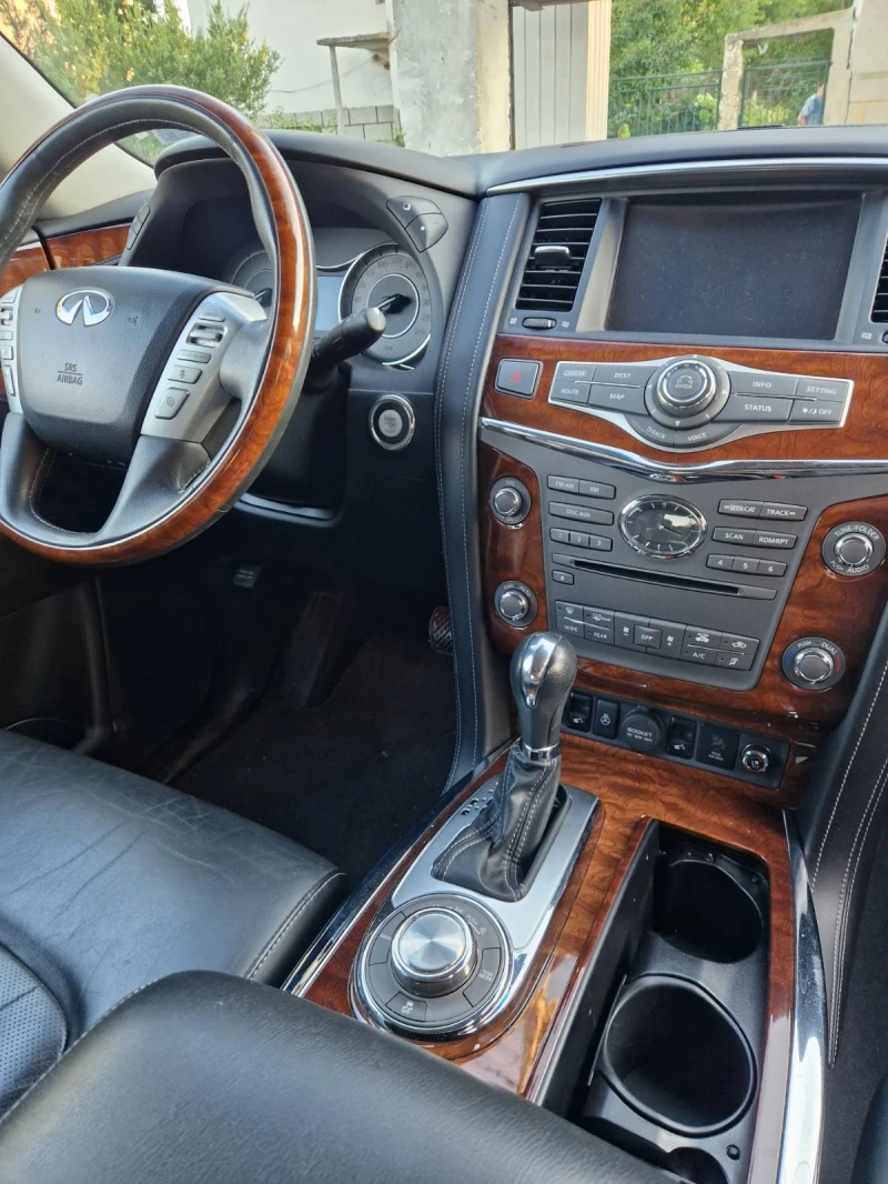 Infiniti QX80, снимка 7 - Автомобили и джипове - 52718195