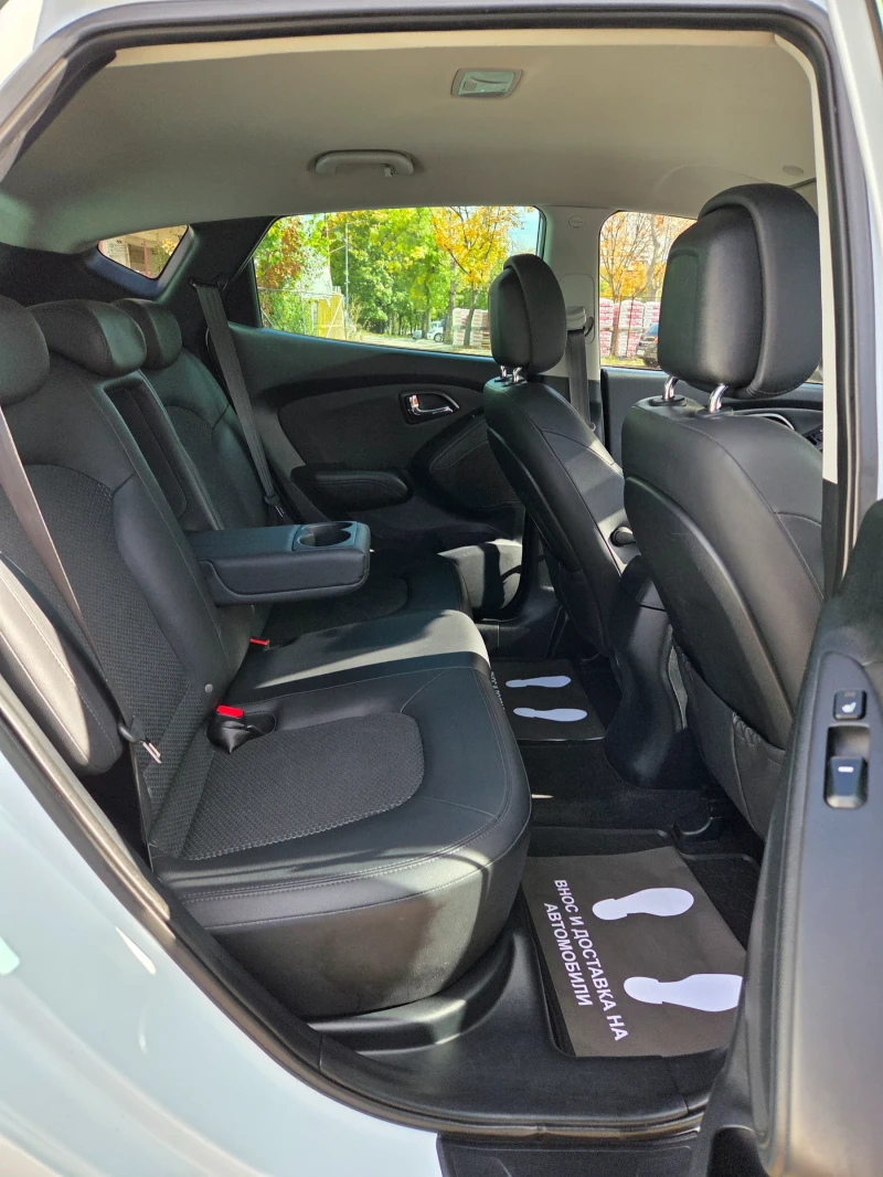 Hyundai IX35 1.6-БЕНЗИН-ТОП, снимка 14 - Автомобили и джипове - 52169960