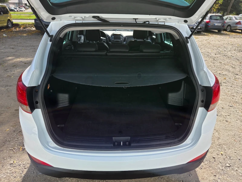 Hyundai IX35 1.6-БЕНЗИН-ТОП, снимка 17 - Автомобили и джипове - 52169960