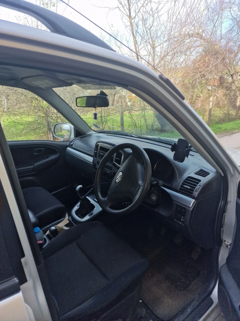Suzuki Grand vitara Джип, снимка 5 - Автомобили и джипове - 52449417