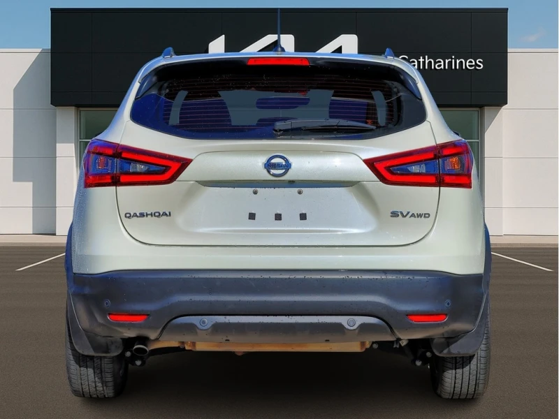 Nissan Qashqai * SV AWD | Smart Cruise | Sunroof | Climate Ctrl *, снимка 8 - Автомобили и джипове - 53001307