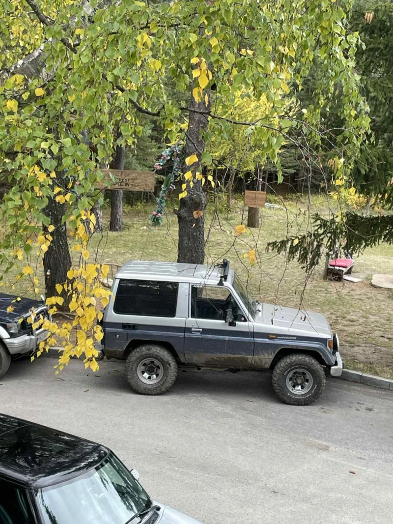 Toyota Land cruiser, снимка 4 - Автомобили и джипове - 52991265