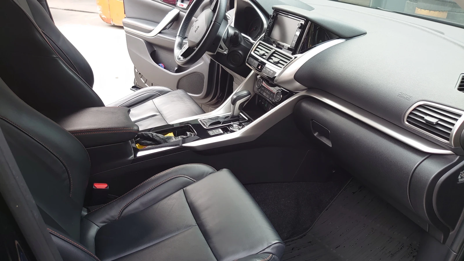 Mitsubishi Eclipse Cross INSTYLE  - изображение 10