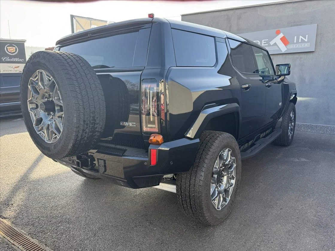 Hummer H3  EV Targa e4WD - изображение 4