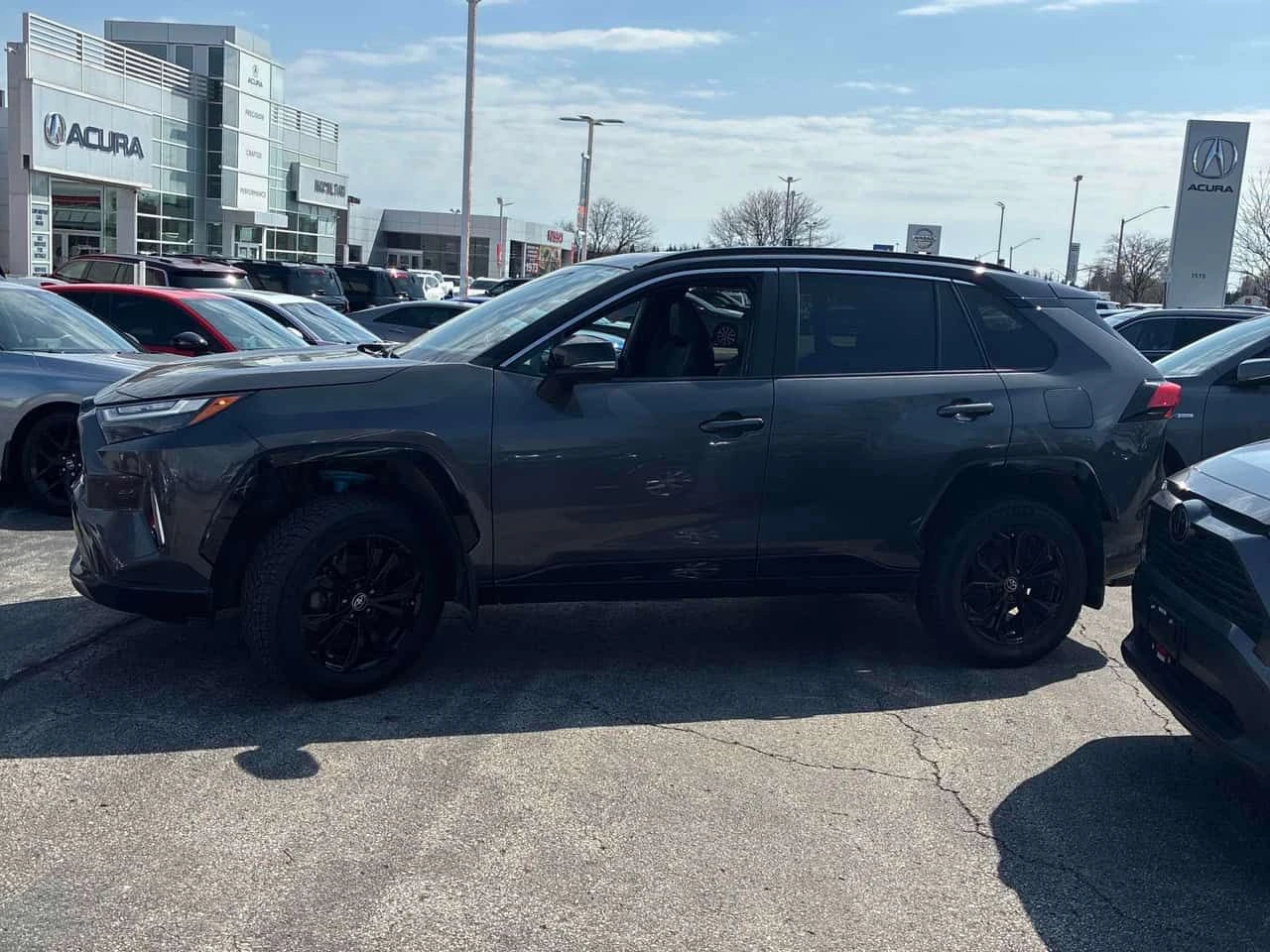 Toyota Rav4 Hybrid XSE  CARFAX, снимка 2 - Автомобили и джипове - 54357477