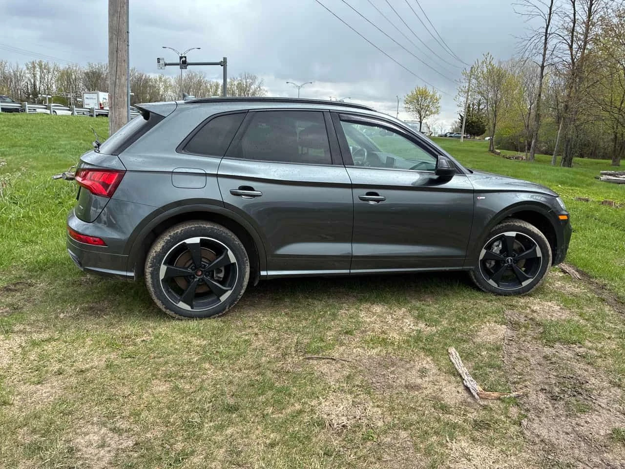 Audi Q5 Technik/ПАНОРАМА/ДИСТРОНИК/360, снимка 3 - Автомобили и джипове - 54511723