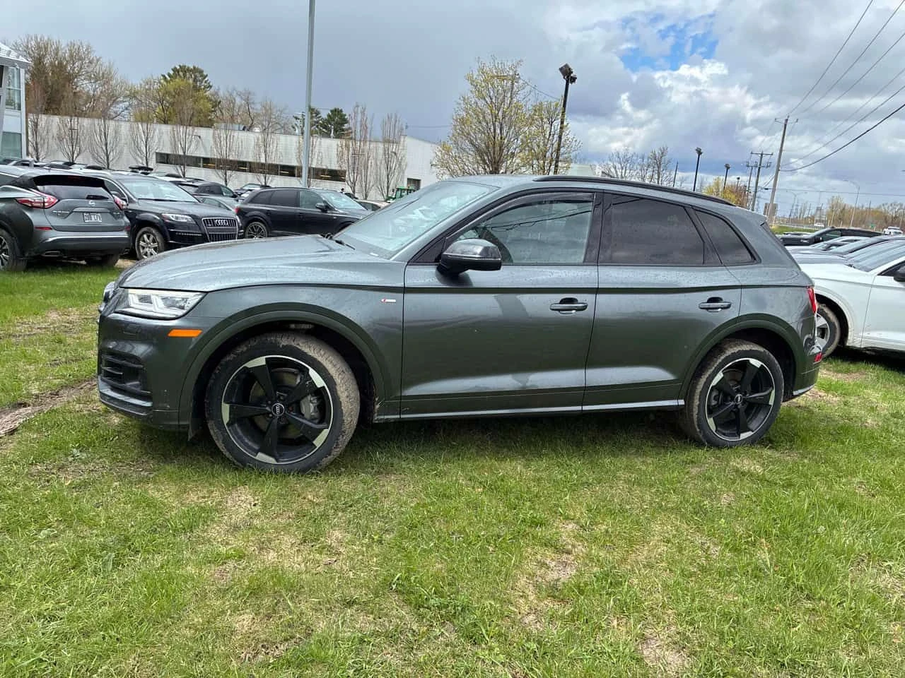 Audi Q5 Technik/ПАНОРАМА/ДИСТРОНИК/360, снимка 2 - Автомобили и джипове - 54511723