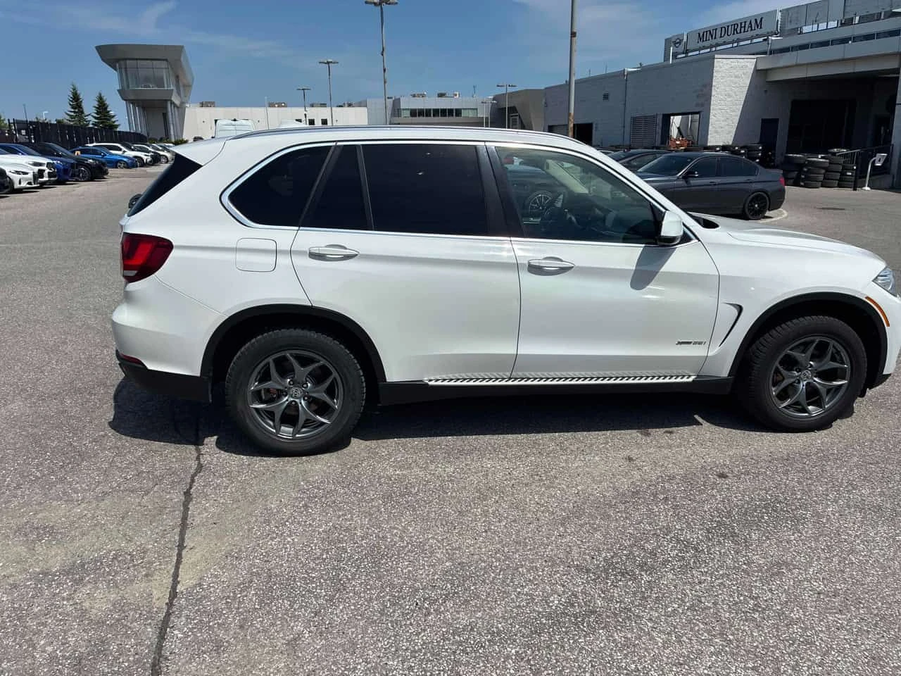 BMW X5 * xDrive35i * АВТОКРЕДИТ БЕЗ ПЪРВОНАЧАЛНА ВНОСКА* , снимка 3 - Автомобили и джипове - 54685272