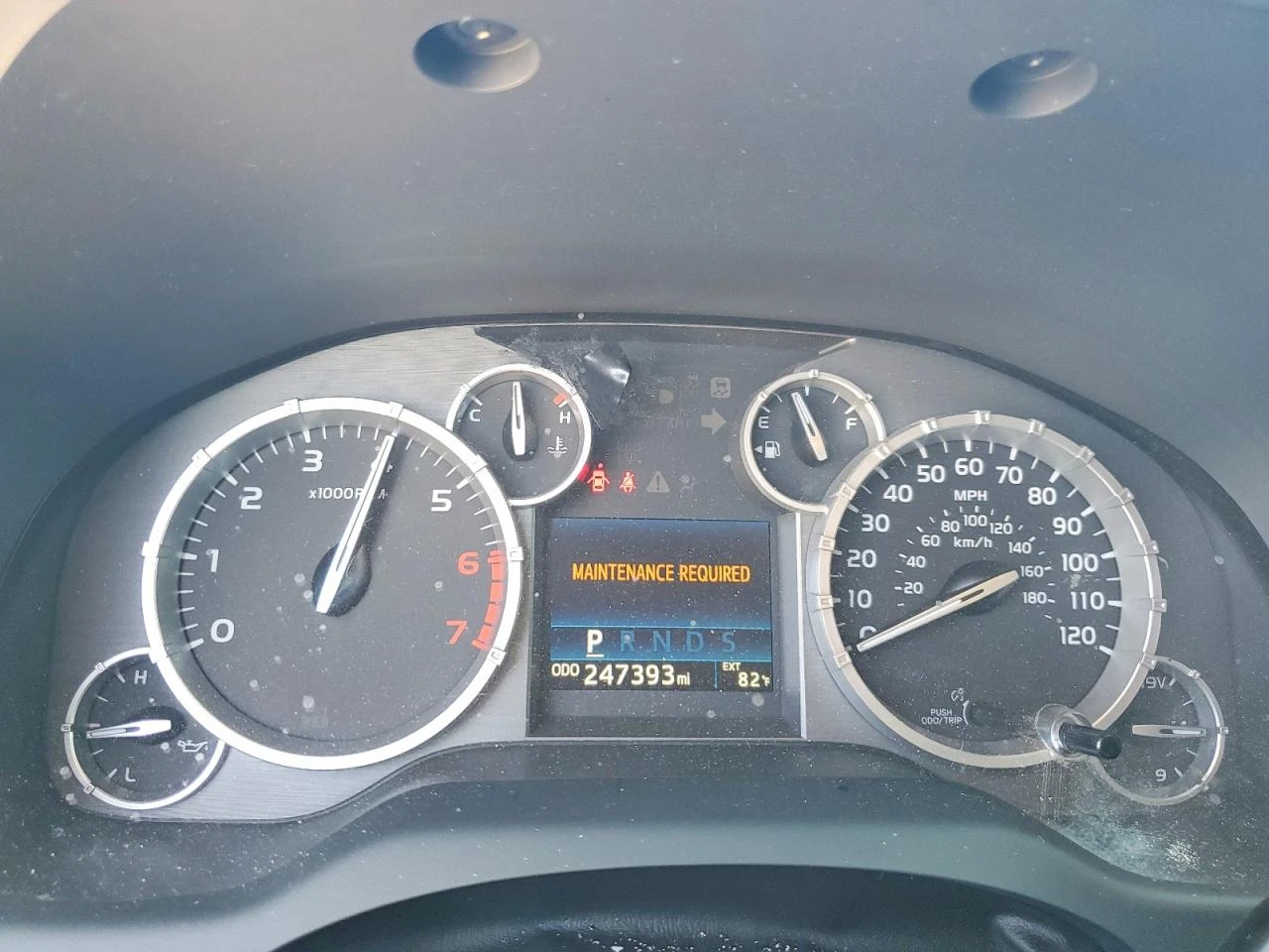 Toyota Tundra 5.7l Sr5, снимка 9 - Автомобили и джипове - 54731465