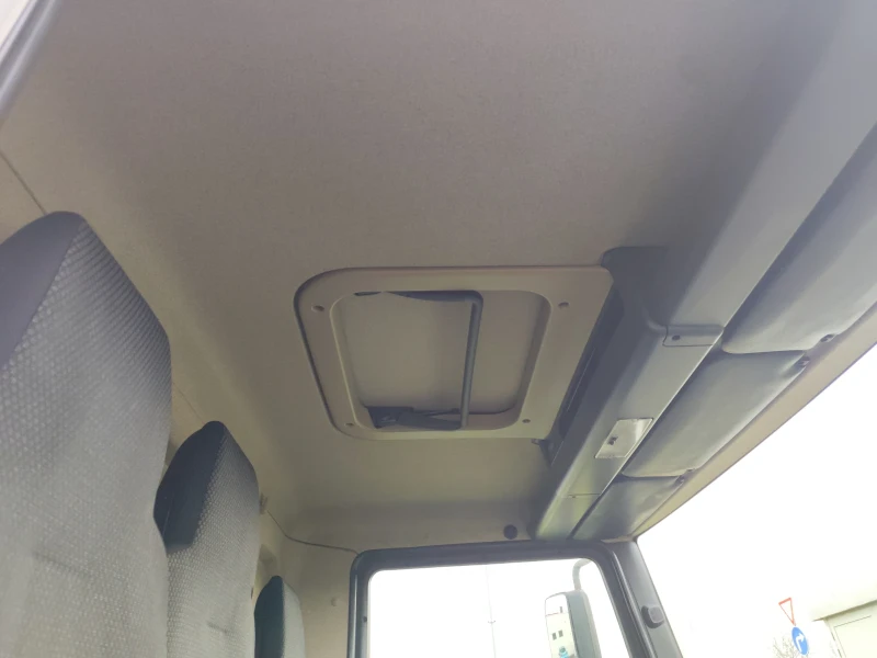 Man 8.180 Самосвал с кран, снимка 14 - Камиони - 53262406