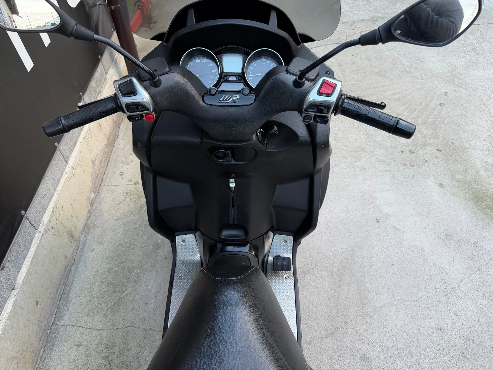 Piaggio Mp3 Touring-500icc-LT-2013г - изображение 9