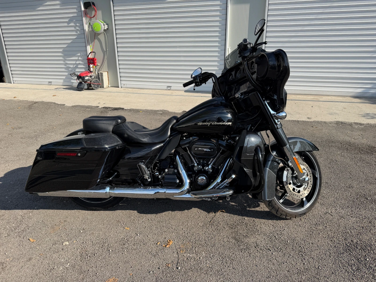 Harley-Davidson CVO Street Glide 114 CVO, снимка 5 - Мотоциклети и мототехника - 56132472