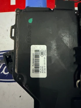 7L0839016D Задна дясна брава SKODA OCTAVIA 2, снимка 2 - Части - 53659003