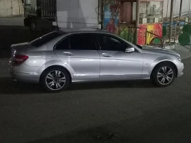 Mercedes-Benz C 300 Авангард, снимка 17