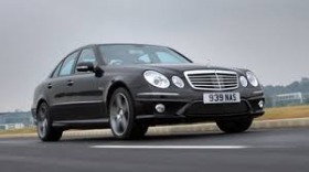Обява за продажба на Mercedes-Benz E 500 ~Цена по договаряне - изображение 1