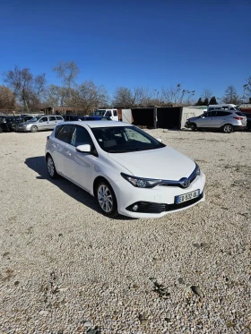 Toyota Auris 1.6 дизел, хечбек, снимка 1