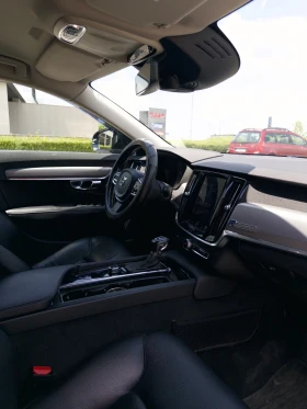 Volvo V90 T5 + Фабр. Метан - 13999 € / 27379.66 лв. - 88822610 7