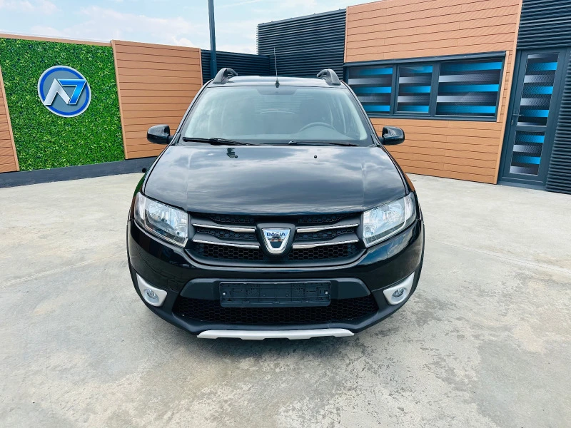 Dacia Sandero 1.5 DCI/NAVI/STEPWAY, снимка 2 - Автомобили и джипове - 41454927