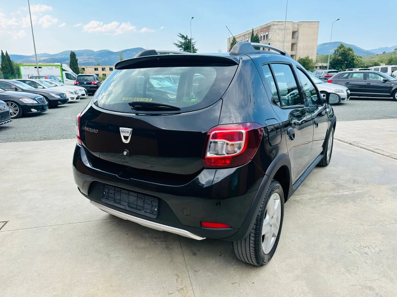 Dacia Sandero 1.5 DCI/NAVI/STEPWAY, снимка 5 - Автомобили и джипове - 41454927