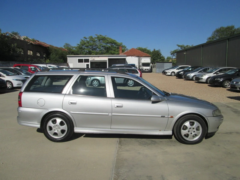 Opel Vectra 2.0DTI, снимка 4 - Автомобили и джипове - 46785510