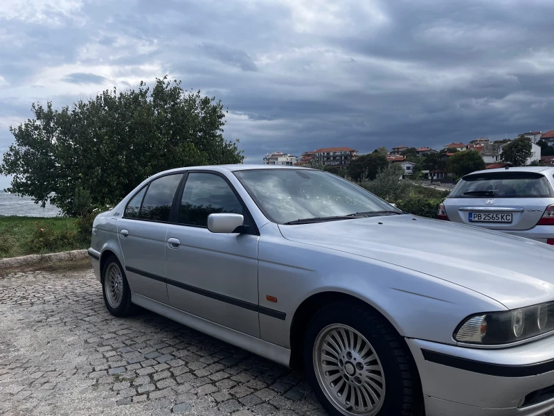 BMW 528, снимка 3 - Автомобили и джипове - 47316437