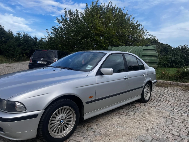 BMW 528, снимка 2 - Автомобили и джипове - 47316437