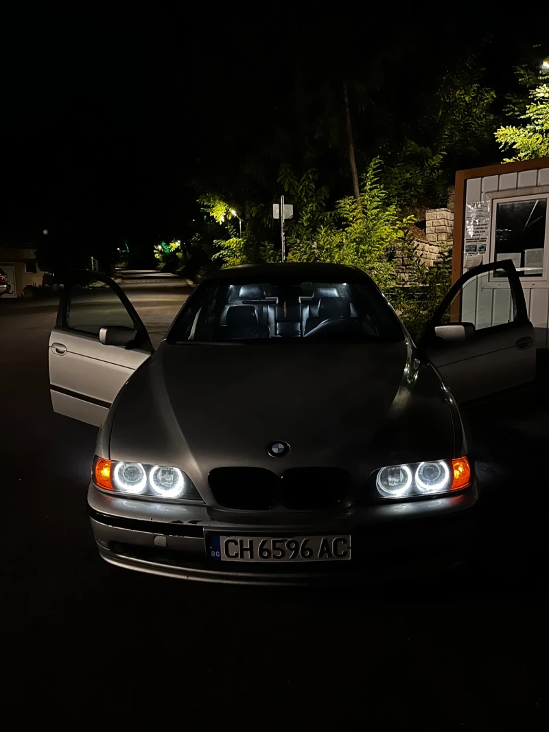 BMW 528, снимка 13 - Автомобили и джипове - 47316437