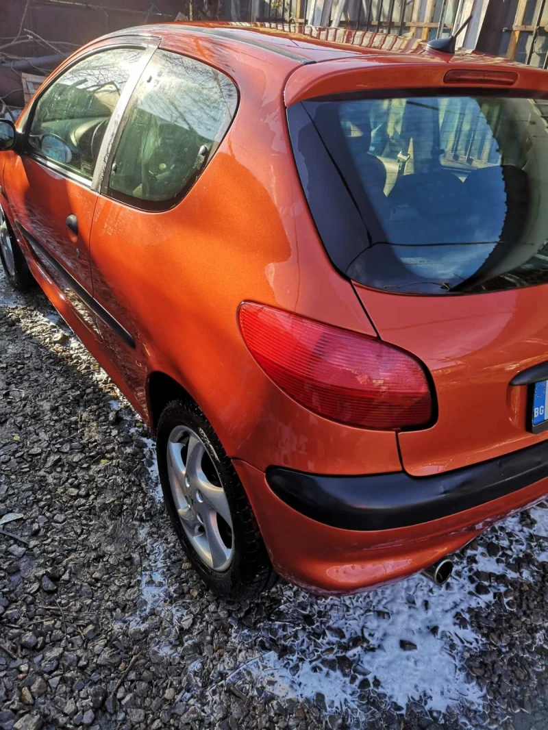 Peugeot 206 1, 6, снимка 16 - Автомобили и джипове - 48627230